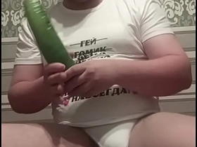 一个道德解放的基佬把他被爆菊的大屁股视频泄露到网上！ hot gay foreplay porn