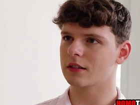 他完全不知道继兄对他有想法 happy-go-lucky japan twink porn