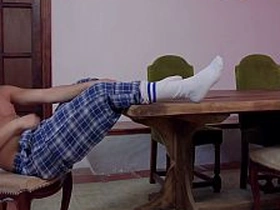 玻璃杯接尿一饮而尽，恋足癖调教，嫩菊快活 hot superannuated chap gay porn