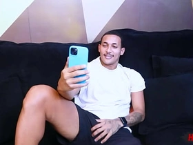 粗大鸡巴捅进小屁眼 gay porn asian hunks