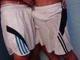 冷静一下 cheerful asian group sex videos