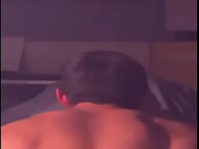 从酒吧回来 兄弟第一次舔我屁眼就忍不住干了我 malaysia gay porn video