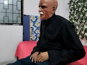 爷爷打飞机掏出他的大鸡巴 asian gay girls' room porn