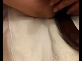 亚裔骑乘大黑假阳具 hot property gay porn