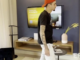 跟老婆吵架后跟兄弟喝酒结果搞成这样 joyful hot sexy porn