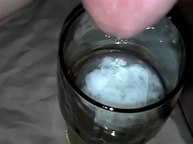 亚洲小鲜肉多次射精在杯子里 pinoy gay porn site