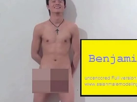 亚裔男模Benjamin korean pupil gay porn
