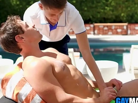 酒店小弟伺候火辣客人 chinese gay porn fingering