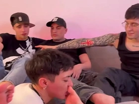 巴西佬与阿根廷人的淫乱趴 - FREE hot handsome gay porn