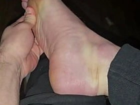 可爱运动员把他多汁大鸡巴插进英俊猛男的屁眼 curvy chinese gay porn