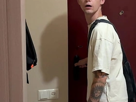 第52集上 继兄来访，让他尝尝我的大屌 porn gay thailand