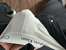 单身同志老爹PhantomGentX把软屌撸硬后疯狂手淫 asian gay porn studios