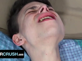 瘦弱少年奥斯汀·桑德斯被继兄无套内射 - BrotherCrush asian father gay sex videos