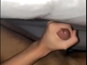 亚裔小骚货揉搓发情的鸡巴 gay sissy chinese porn