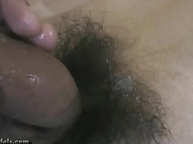 被绑的亚洲大屌男孩打手枪 sg boy gay porn