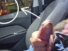 公交站台对着红发妞公开冒险自慰！ chinese teenage cheerful porn