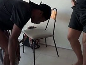 客户来询价结果被黑屌捅爆还吃了两发浓精 asian well-pleased porn tweet