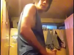 亚裔打飞机 japanese well-pleased father porn