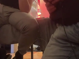 俩素人室友为粉丝直播尿湿裤子 japanese time stop gay porn