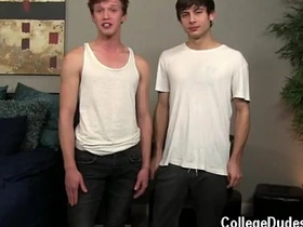 亚洲基佬酒店开房 Riler 被Zaden 干到自撸 korean chubby gay porn