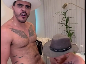 Carmona和Marcelo在激烈互搞中干翻农场男孩 hot indian teen gay porn