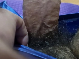 毛茸茸的骚货打飞机。跟我一起来！ taiwan gay porn videos