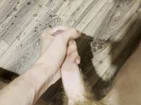 超大量射精！浓精爆射 瘦猴硬核自慰 4K 60帧第一视角 hot cops gay porn