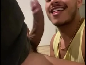 在酒店房间里和已婚男人 korean interracial joyful porn