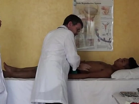 亚裔病患被三明治肛舔同时遭医生轮番中出 asian latest gay sex videos