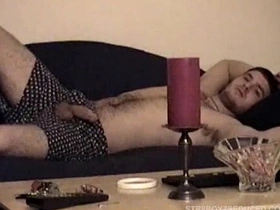 Vinnie给直男口交撸管 asia blissful porn