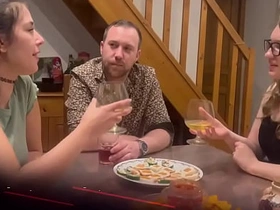 法国女装大佬调教记：双女王虐哭贱奴 gay mating videos asian telugu