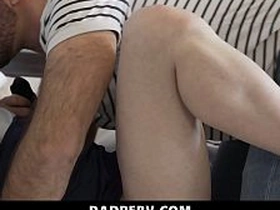 Teddy承认他爱闻Tanner的内裤 - 老爸变态 tamil asian joyous sex videos