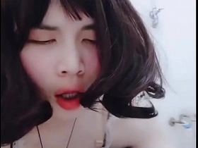 亚洲人妖女仆穿制服用大假阳具自慰 aj chinese merry porn