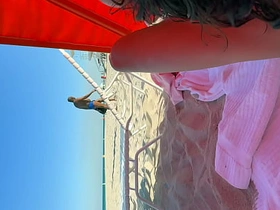 公共海滩与小鲜肉 japan asian jubilant porn