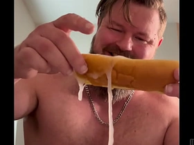 肌肉猛男连续5次把浓精射在热狗上 asian gay intercourse videos big dick