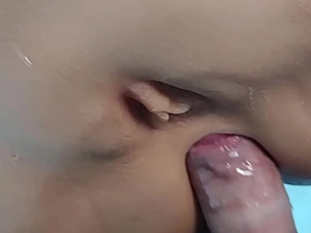 干她的屁眼。 korean teen delighted porn