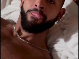 屁股超赞的猛男 uncaring korean bottom porn