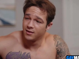 和大鸡巴哥们儿搞基 japan asian gay porn