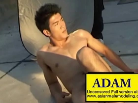 亚裔男模Adam japan gay porn bondage