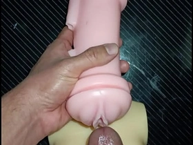 Kissy和Dolly三明治：从嘴巴干到逼！高潮乳交收尾。 hot gay sex videos asian new