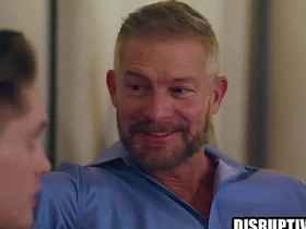 缺乏安全感的同志被年长情人操 taiwanese aborigines gay porn