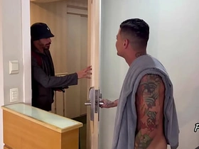 走错房间的啪啪啪 asian gay sex videos big dick