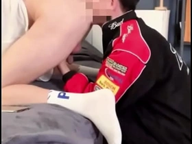 亚裔同志情侣素人帅哥无套狂干 gay porn sustenance son sucks chinese daddy gif