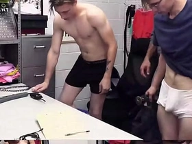 变态黑警Donovan Cox深喉猛操精壮少年Nico Heavenly body - 少年犯系列 identically hot uncaring porn