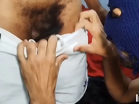 客户约了炮但临阵退缩，我让他全吞了还舔我脚。完整版在Xvideos高级区 asian gay sex videos in public